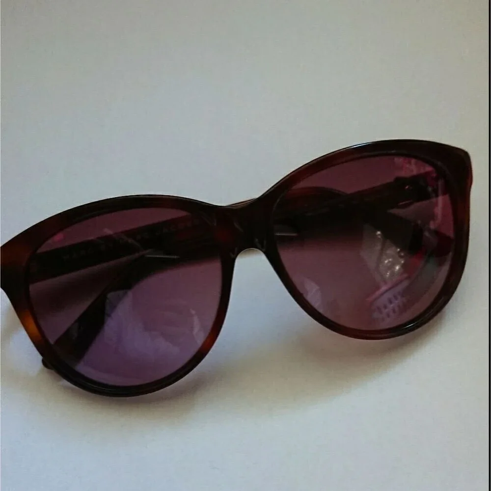 Marc by Marc Jacob bird sunglasses
